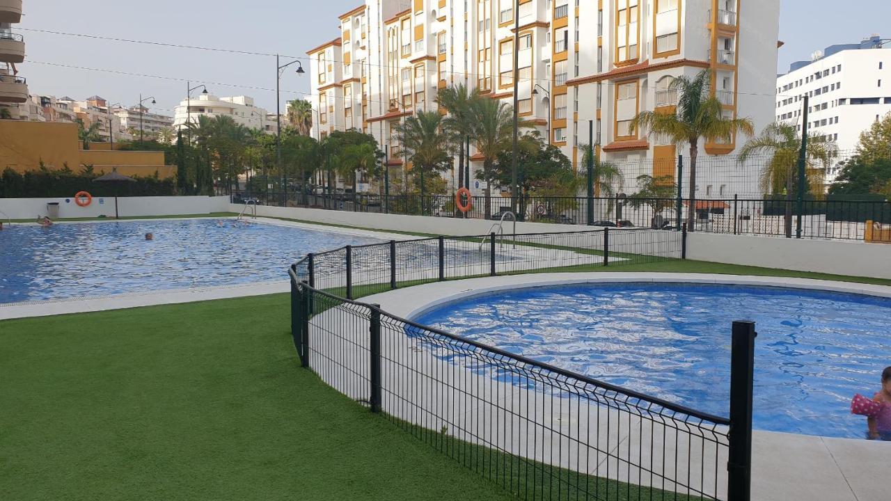 Estepona Puerto Lägenhet Exteriör bild
